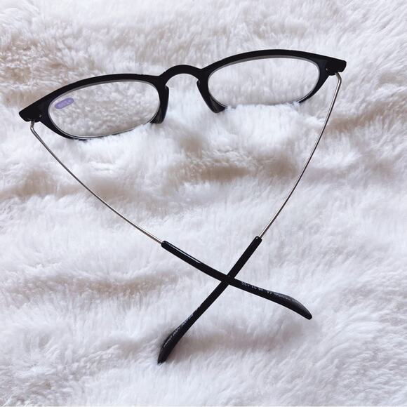 Dylan Black Thin Lightweight Reader Glasses - Picture 11 of 13